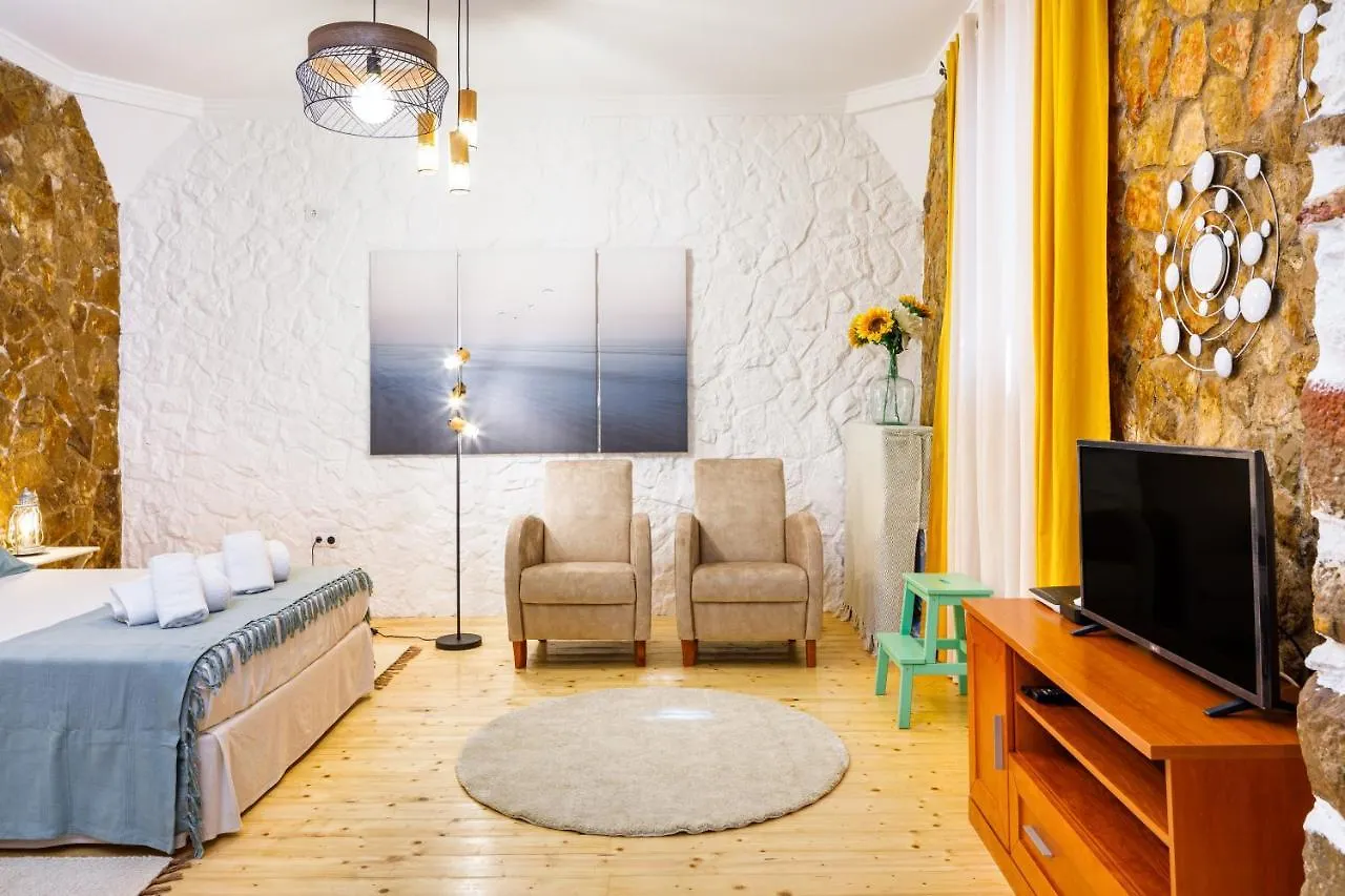 Galeria Guesthouse Tavira 0*,